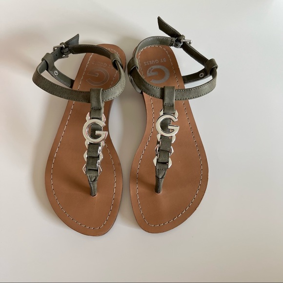 Guess Sandals - Picture 1 of 5